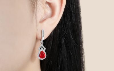 Why Choose A Professional Custom Earrings OEM Manufacturer?