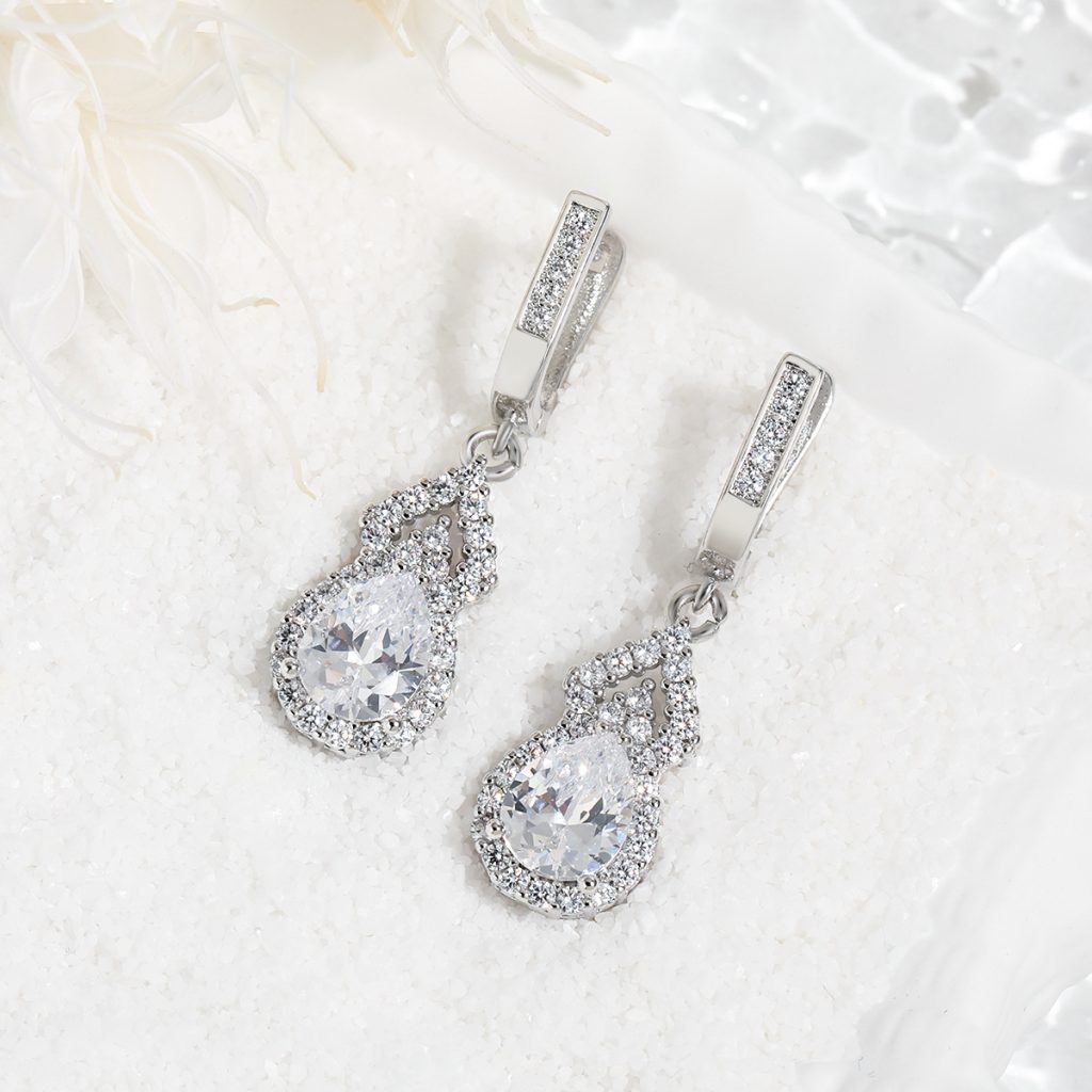 essential jewelry for women