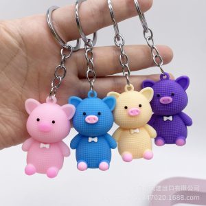Wholesale Adorable Cartoon Pig PVC Keychain Cute Animal Pig Keyring for Women Backpack Phone & Car Accessories