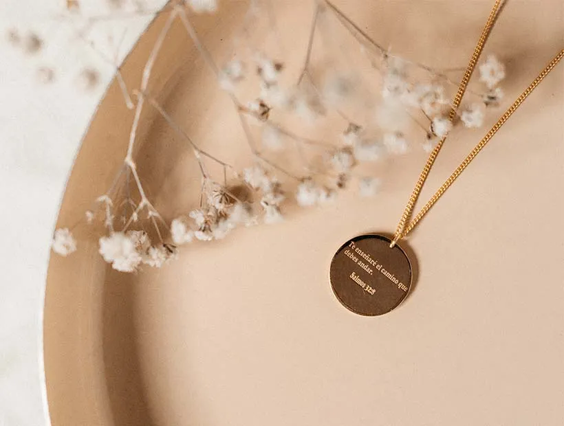 low MOQ jewelry manufacturer