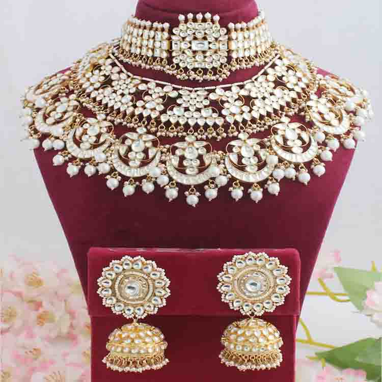 bespoke jewelry manufacturer
