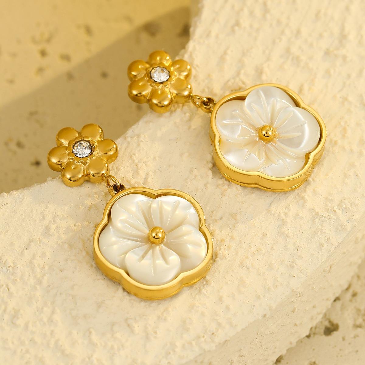 Jewelry supply chain solutions