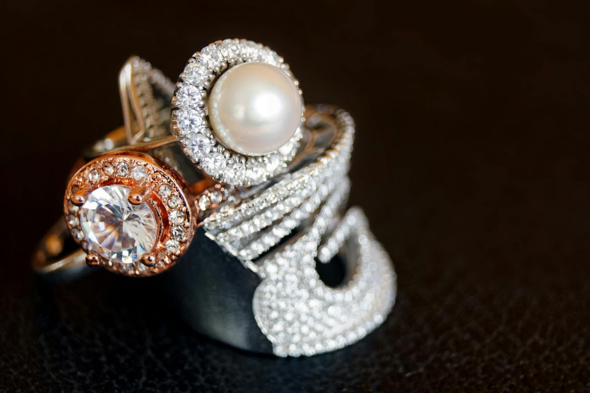how to buy jewelry in bulk